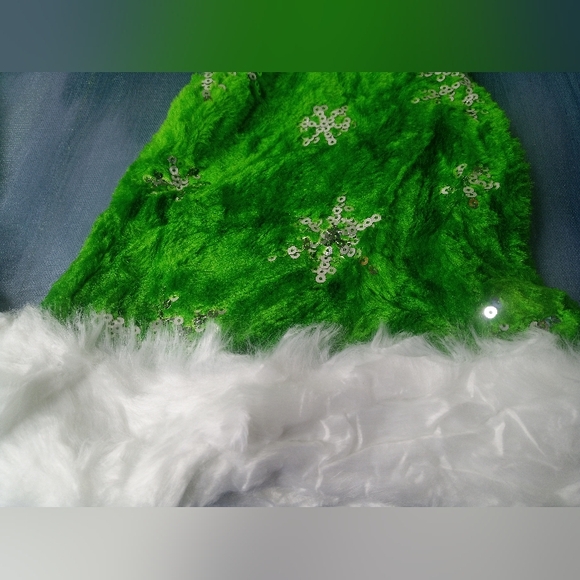 Christmas Santa Hat Set Of  2 New - Picture 2 of 8